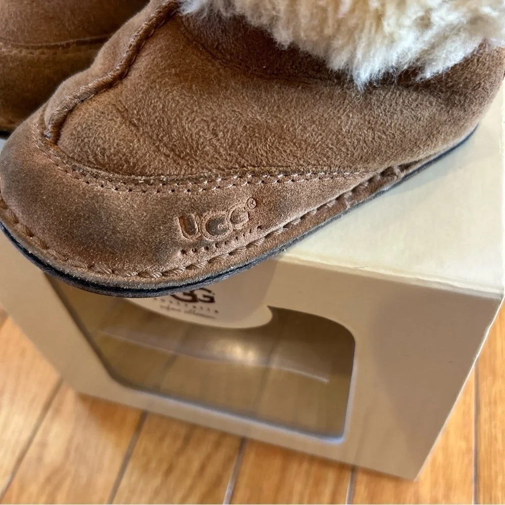 Ugg Boots 5206 Chestnut Brown Sheepskin Suede Warm Baby Boots Sz M 4/5 *RARE*